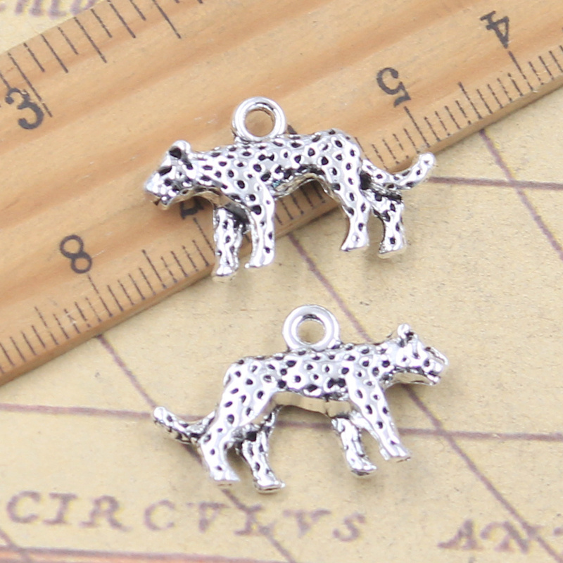Vintage Fashion Finds - 10 piezas de dijes 3D de