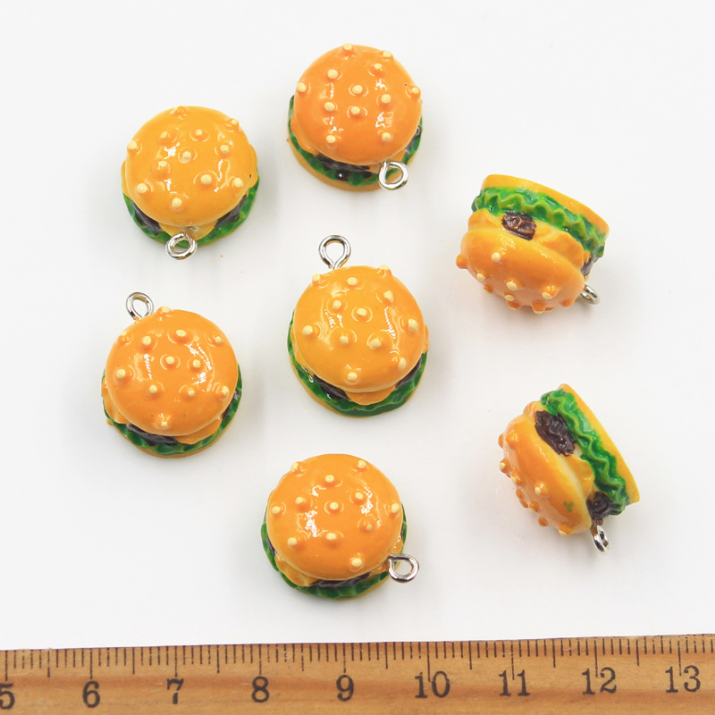 10 piezas de dijes con forma d - Vintage Fashion Finds reseña y precio