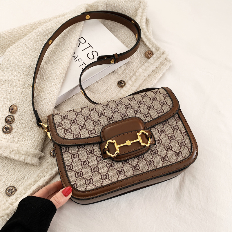 Bolso de Hombro de Cuero Genui - Vintage Fashion In Paris reseña y precio
